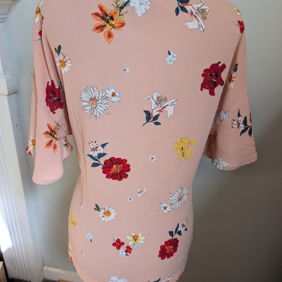 Pleione Pink Cream Tie Front Blouse - Picture 6 of 10